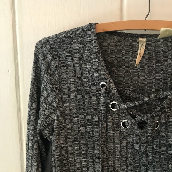 Chenault • GREY v neck lace up tunic - Picture 2 of 8